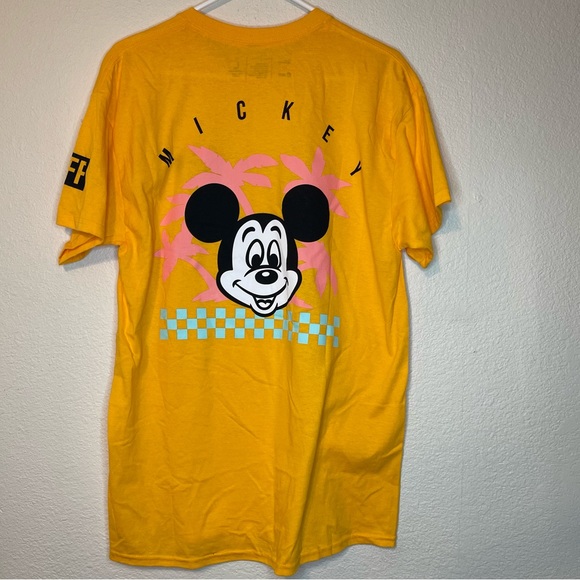 Disney x Neff Mickey Mouse Gold Chill Diner Cotton crewneck Graphic Tee Shirt -L - Picture 2 of 10